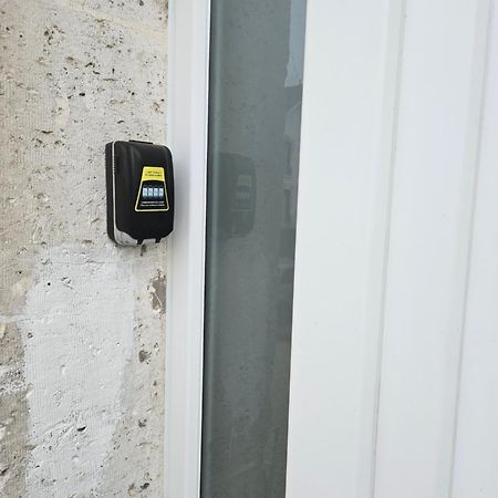 Sarl La Famille 2 Apartment Angouleme Bagian luar foto